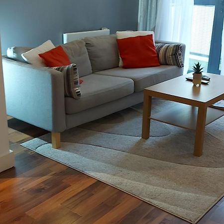 שפילד City Apartment In Great Location With A Balcony & Parking Possible - West One מראה חיצוני תמונה
