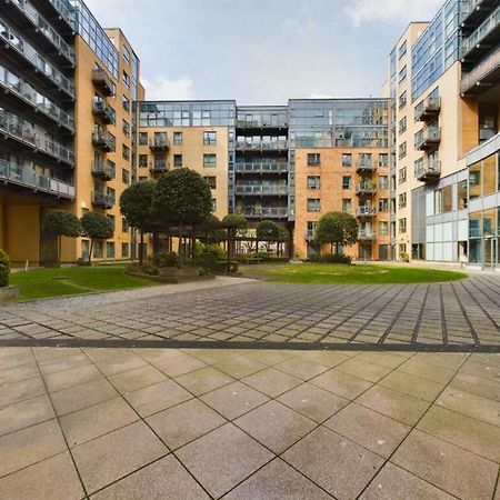שפילד City Apartment In Great Location With A Balcony & Parking Possible - West One מראה חיצוני תמונה